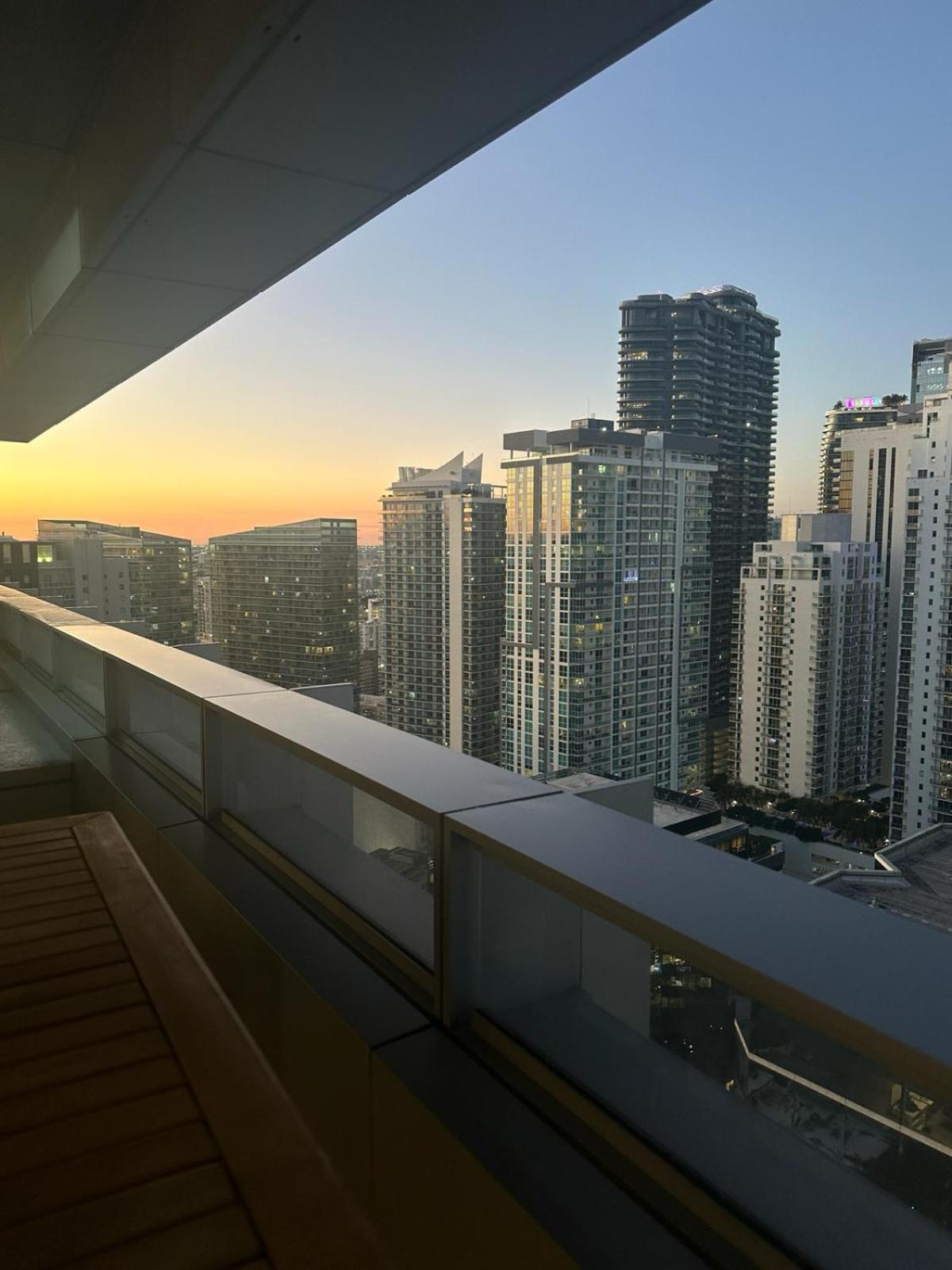 Aka Brickell Condo Free Parking By Palermo Home Miami Buitenkant foto